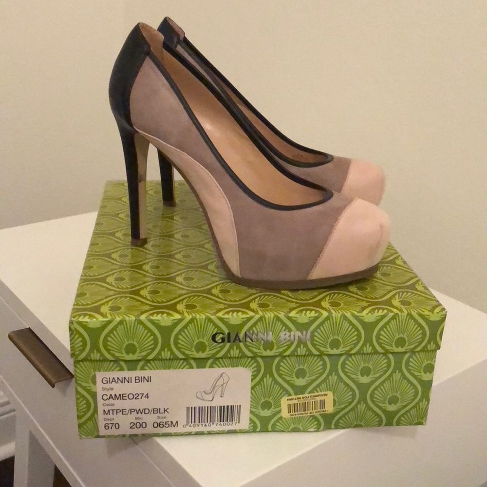 Gianni bini Cameo heels pumps 6.5
